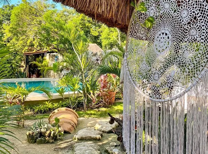Zamunda Garden View Pensão 2*